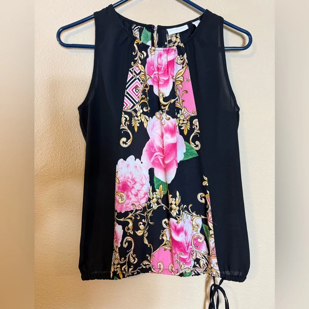 Floral Black and Pink Women's Top size XS - Picture 8 of 9